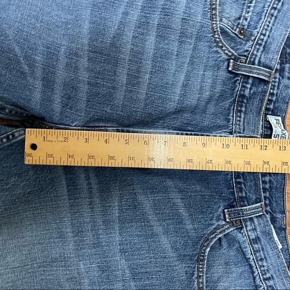 Levi’s Men 559 38 x 32 Blue Jeans Relaxed Straight Distressed Whiskers - Picture 9 of 15